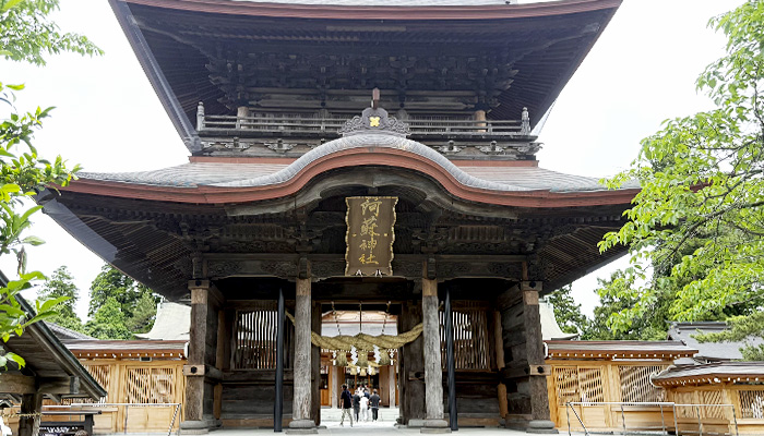 阿蘇神社の楼門