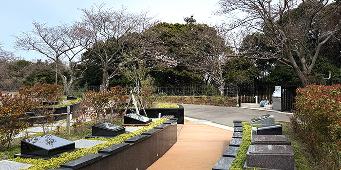 滑石樫原霊苑・オリーブ苑